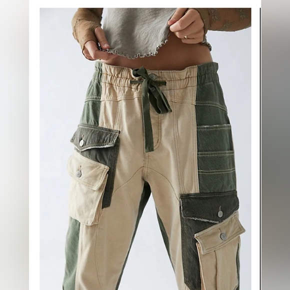 Free People Terra Utility Pant Size medium Slouchy Relaxed Fit Cropped NWOT - Picture 6 of 16